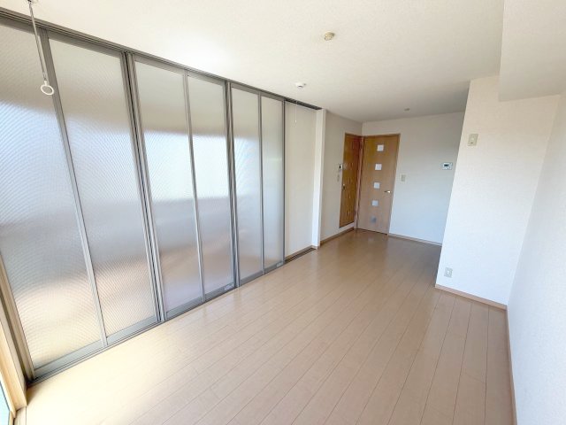 ＪＲ豊肥本線 光の森駅 徒歩22分 2階建 築21年の居間写真