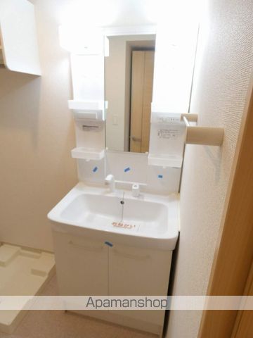 ラハナIIの内装写真