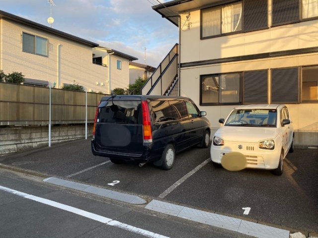 駐車場　駐車場