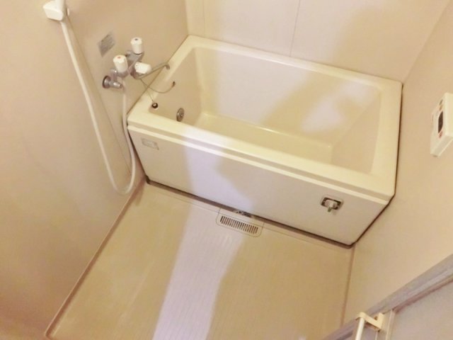 バス・シャワールーム　別室参考写真です。
