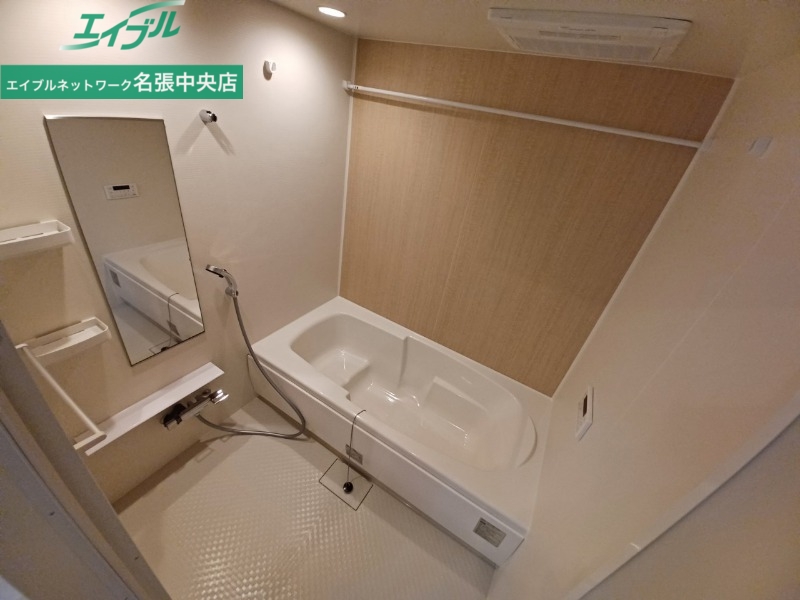 バス・シャワールーム　同タイプ部屋写真です。