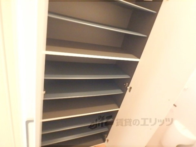 収納　下駄箱
