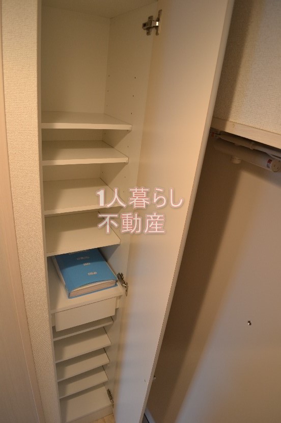 玄関　シューズボックスです