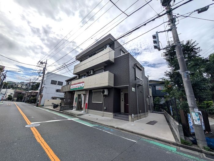 RJレジデンスの外観写真