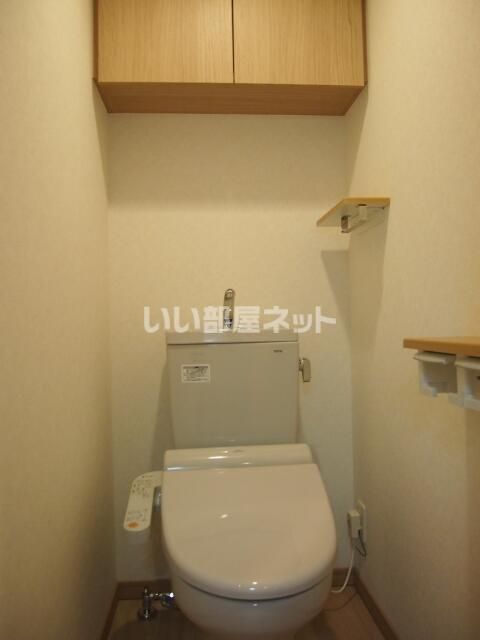 ルーブル川崎伍番館のトイレ写真