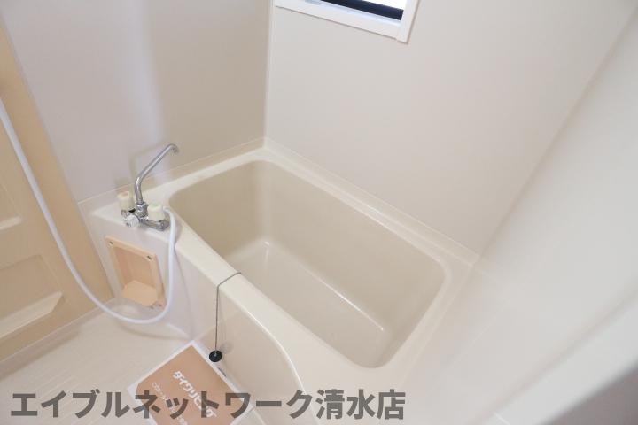 バス・シャワールーム　日々の疲れを癒すお風呂付です