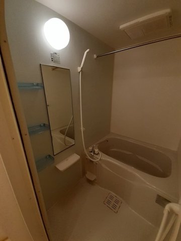 バス・シャワールーム　日々の疲れを癒すお風呂付です