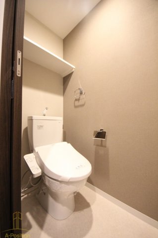 トイレ　SK TRUST BLD