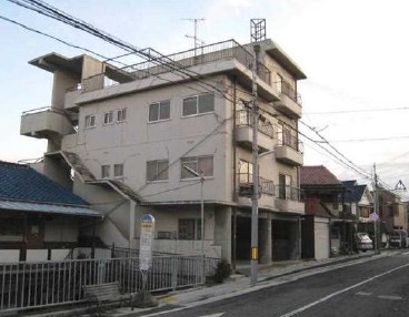 神戸市垂水区野田通のマンションの建物外観