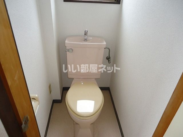 【サントリーニハイムのトイレ】