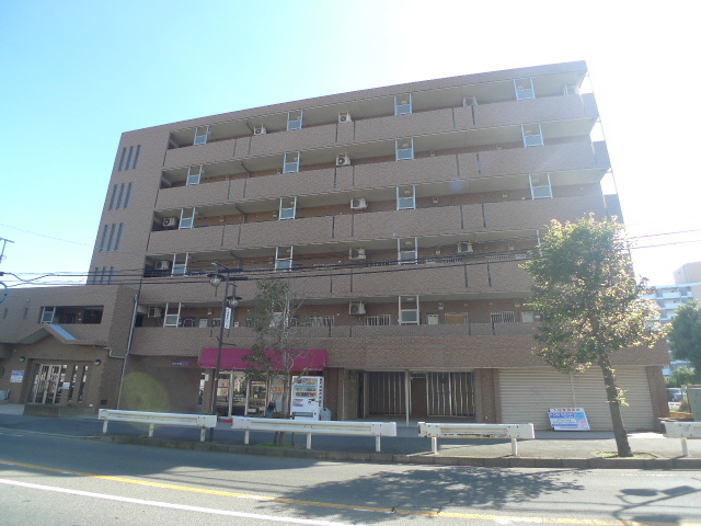 フォンテーヌ芝山　店舗の建物外観