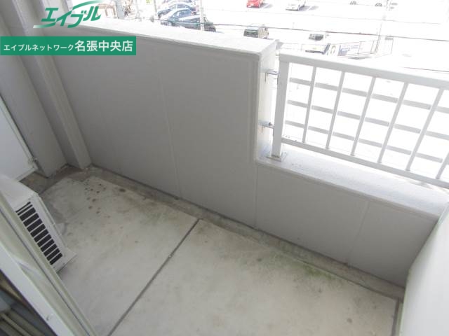 バルコニー　別部屋の写真です