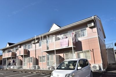 カーサリブＡの建物外観