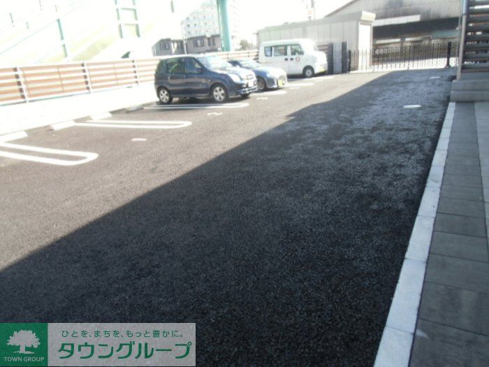 【野田市山崎のアパートの駐車場】