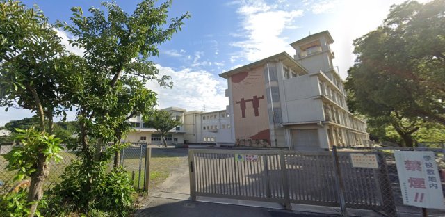 【パストラルヒデ壱番館の小学校】