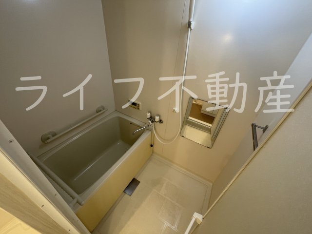 バス・シャワールーム　きれいなお風呂です