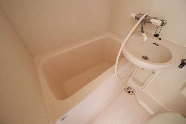 バス・シャワールーム　バス