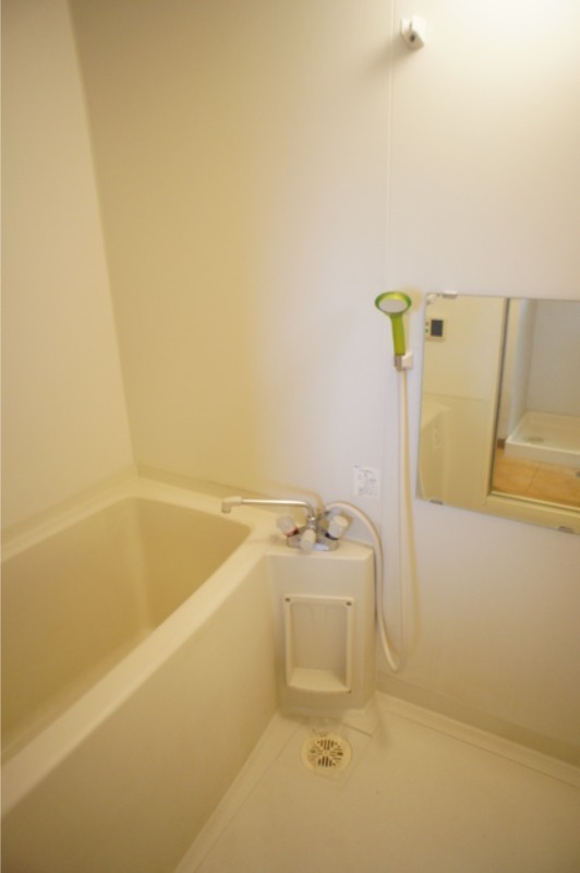 バス・シャワールーム　図面と現状に相違がある場合には現状を優先