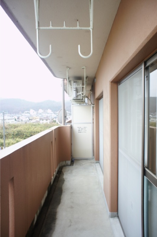 バルコニー　図面と現状に相違がある場合には現状を優先