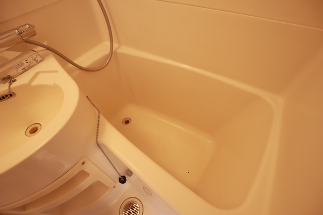 バス・シャワールーム　★ゆったり浸かれるバスタブ★