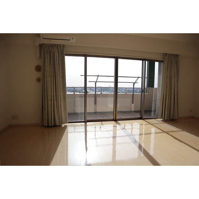 居室・リビング　リビング