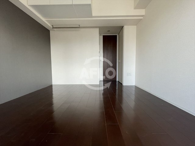 居室・リビング　SERENiTE北浜　洋室