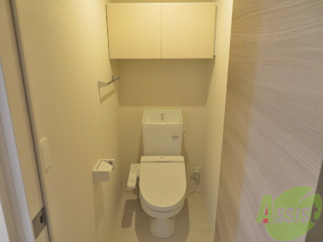 トイレ　ウォシュレット機能がついたトイレです。安心して使用できますね