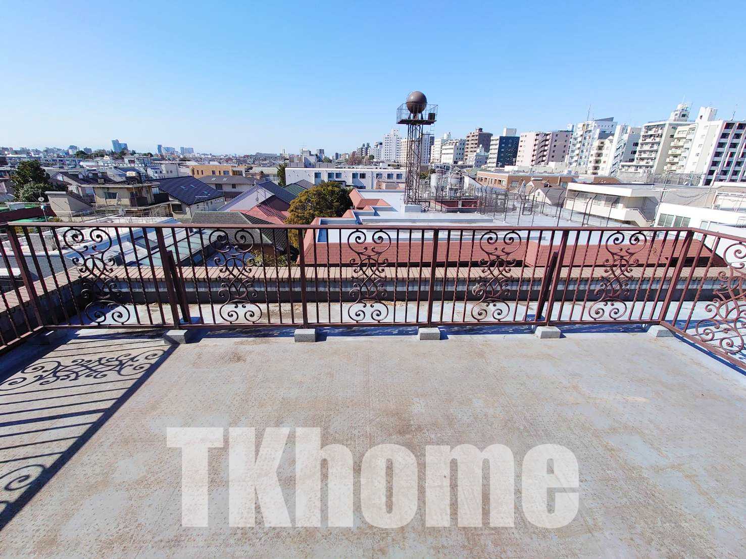 バルコニー　大型バルコニー　※同建物参考画像