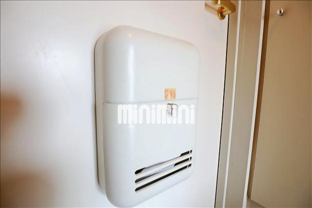 玄関　玄関ポストあります