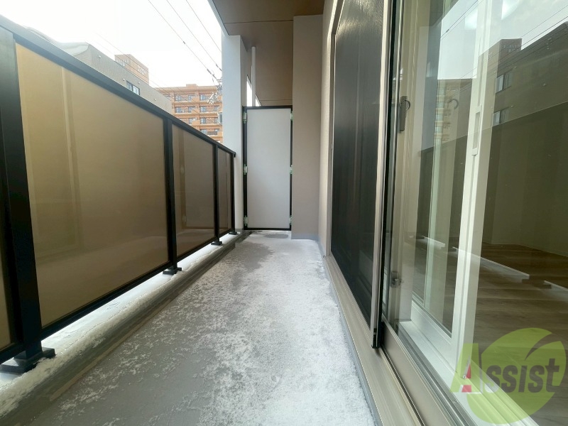 バルコニー　バルコニーです。洗濯物を干したり一息ついたりできますね！