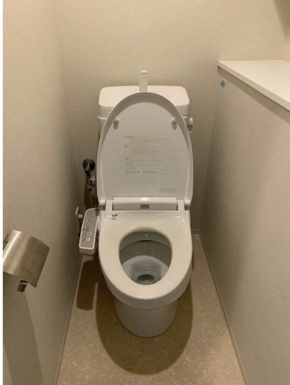 トイレ　トイレ