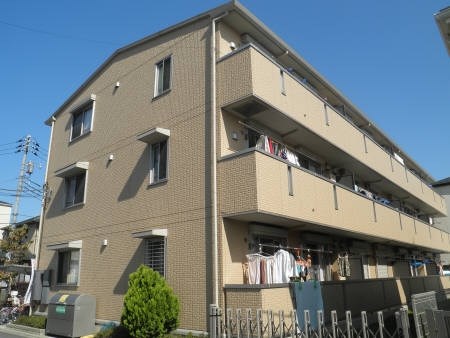 建物外観　オートロック付き物件☆