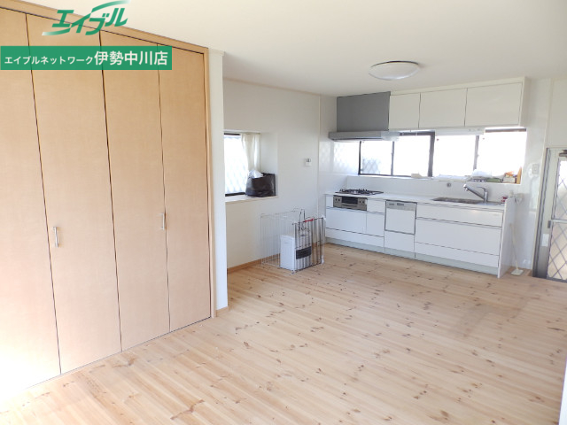 居室・リビング　※リフォーム前の写真です。