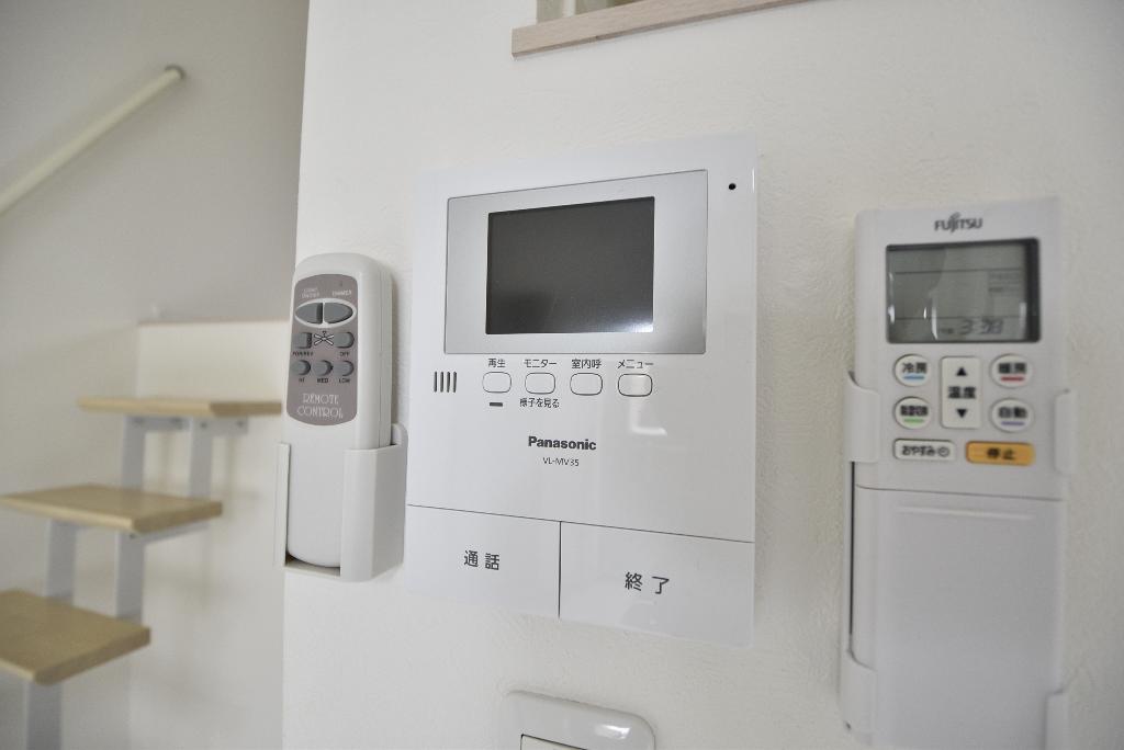 セキュリティ　カメラ付インターホン