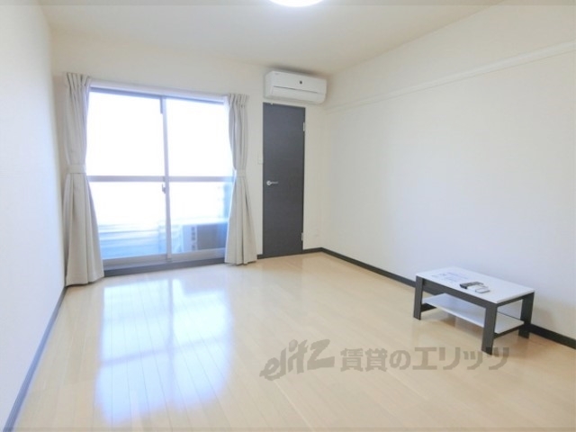 居室・リビング　洋室