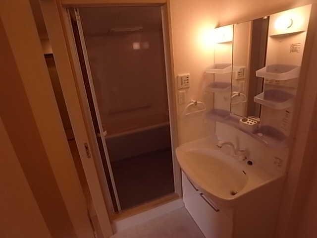 洗面設備　シャンプードレッサー