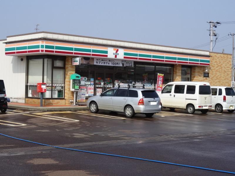 コンビニ　セブンイレブン三条西店（コンビニ）まで400m