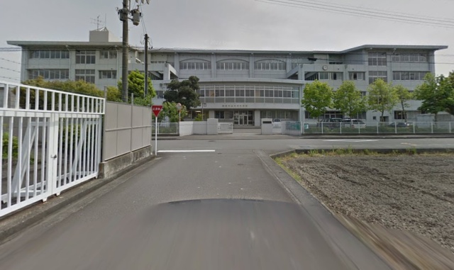 中学校　焼津市立大村中学校（中学校）まで632m