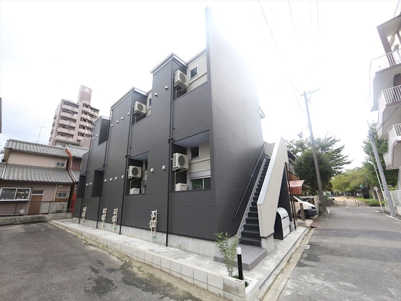 建物外観　外観　デザイナーズ　光インターネット無料