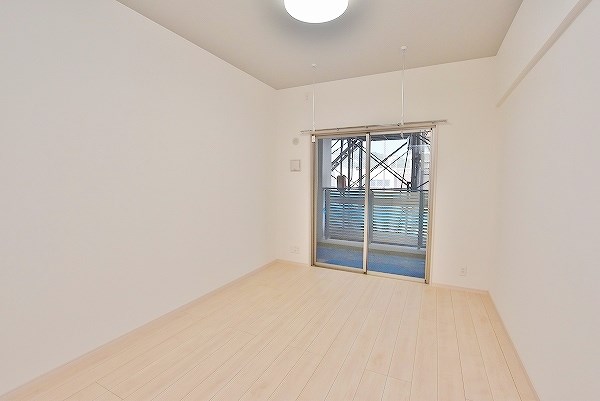 居室・リビング　★洋室7帖★