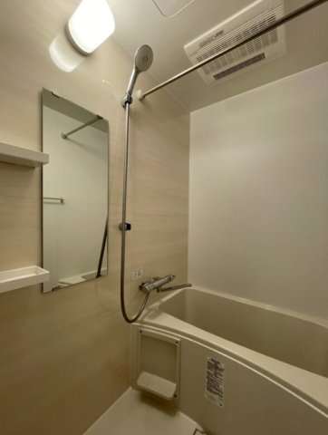 バス・シャワールーム　風呂