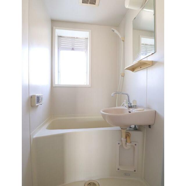 バス・シャワールーム　バス ※同物件・同仕様画像