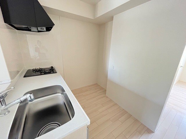 キッチン　類似物件写真使用