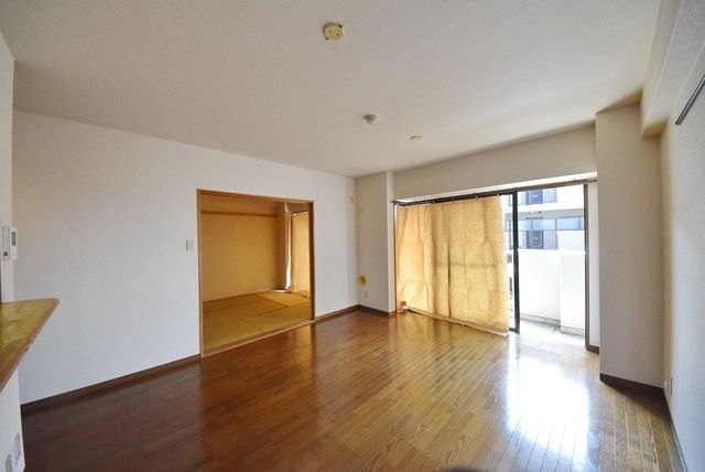 居室・リビング　※別号室参考写真です