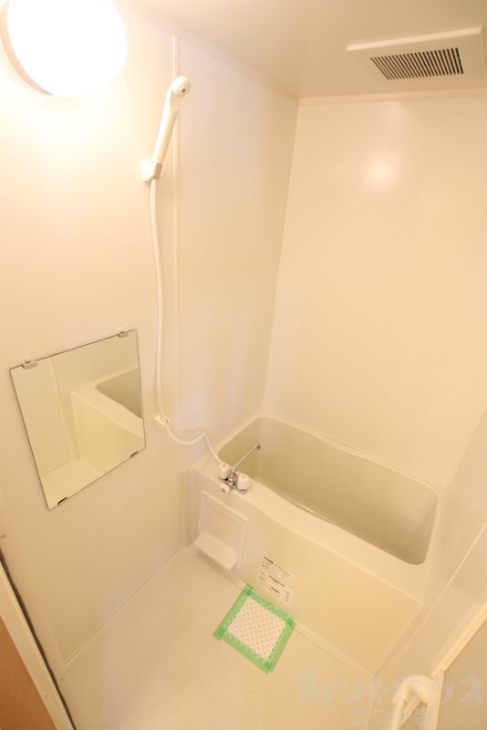 バス・シャワールーム　浴室