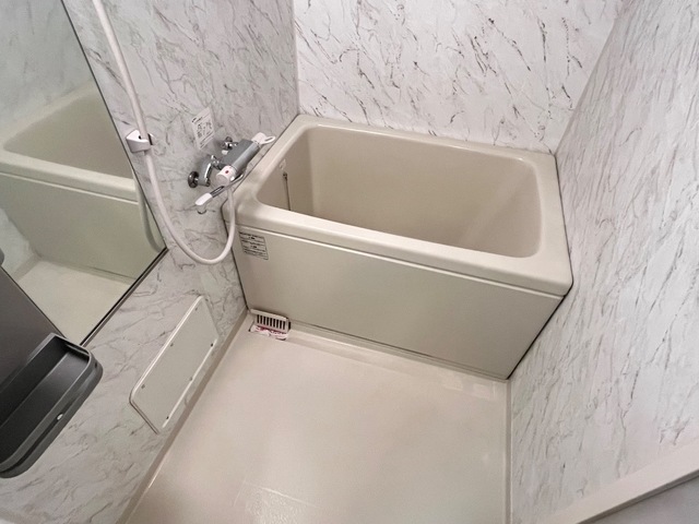 バス・シャワールーム　浴室換気乾燥機