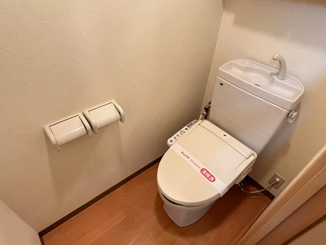 トイレ　シャワー付きトイレ