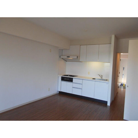 居室・リビング　西向き11.2帖のリビングです♪