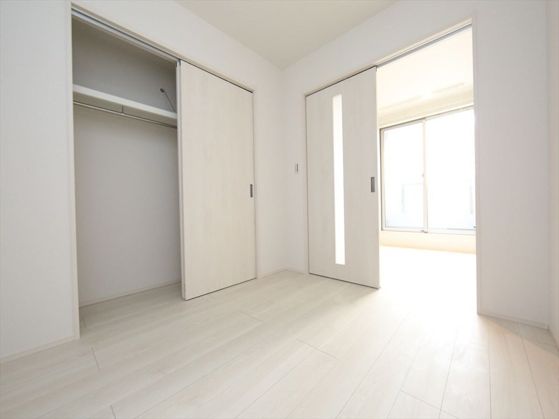 その他部屋・スペース　洋室4帖　クローゼット付（収納充実してます）　同仕様写真