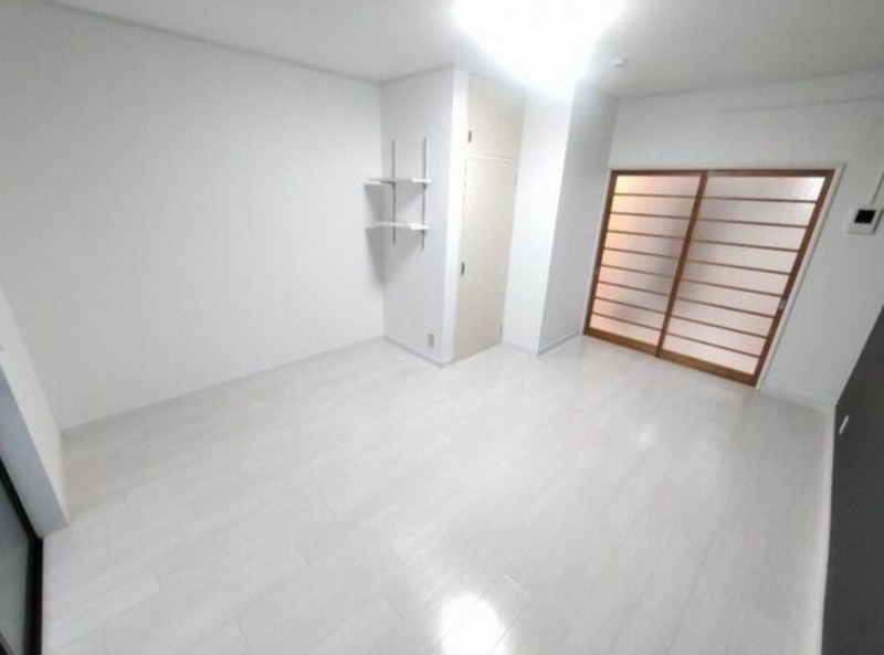 居室・リビング　図面と現状に相違がある場合には現状を優先